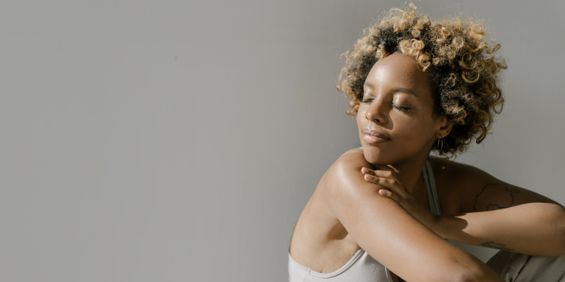 Smiling natural woman