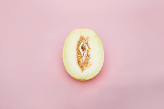 Vaginal Dryness: The Symptom No One Warned Us About (and How to Fix It)