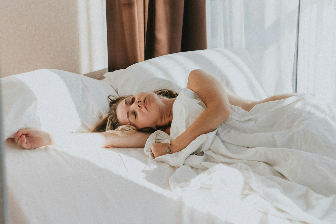 Painful sex in menopause: how to bring back comfort and connection